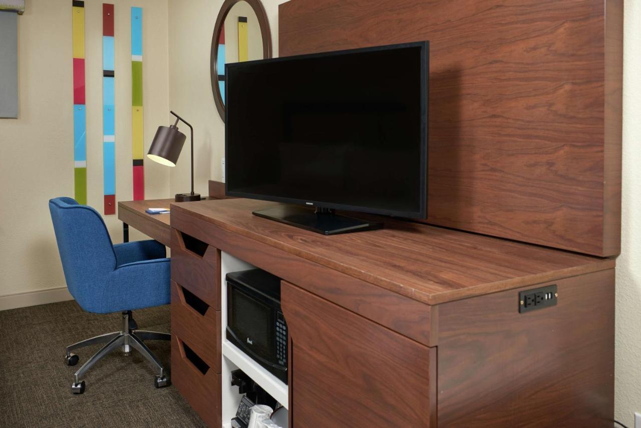 Hampton Inn & Suites Phoenix-Surprise Exteriör bild